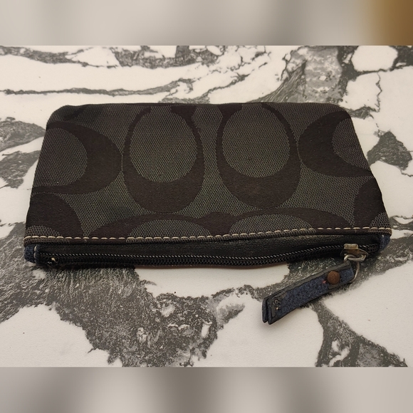 2 Coach Signature Wristlet and Pouch Bag - Picture 9 of 14